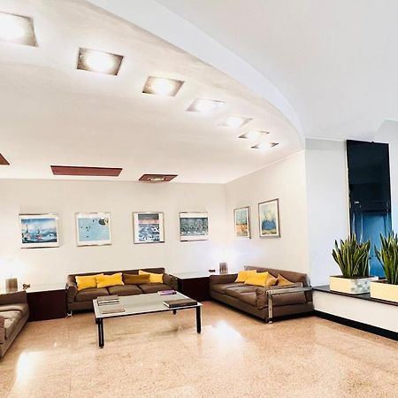 Duomo City Center - Petit Studio ميلان المظهر الخارجي الصورة